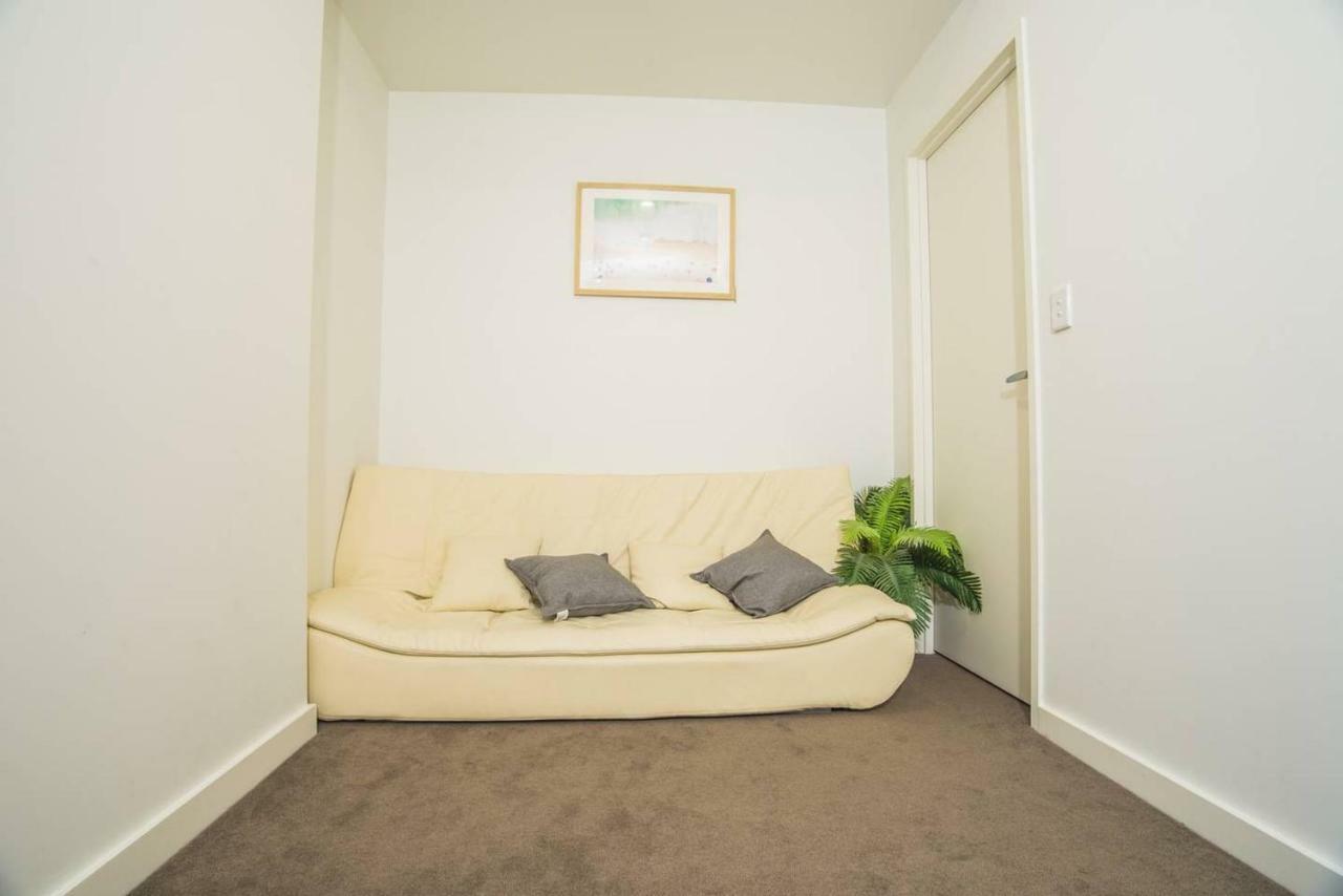 Cozy One Bed Apt Closes To Airport In Arncliffe Sidney Exterior foto